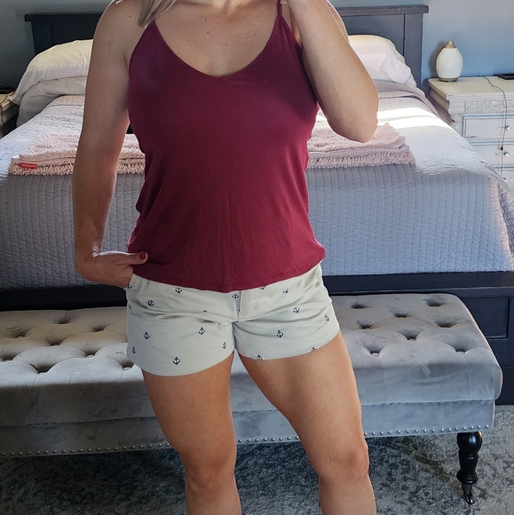 Khaki embroidered tailored shorts - Picture 2 of 16